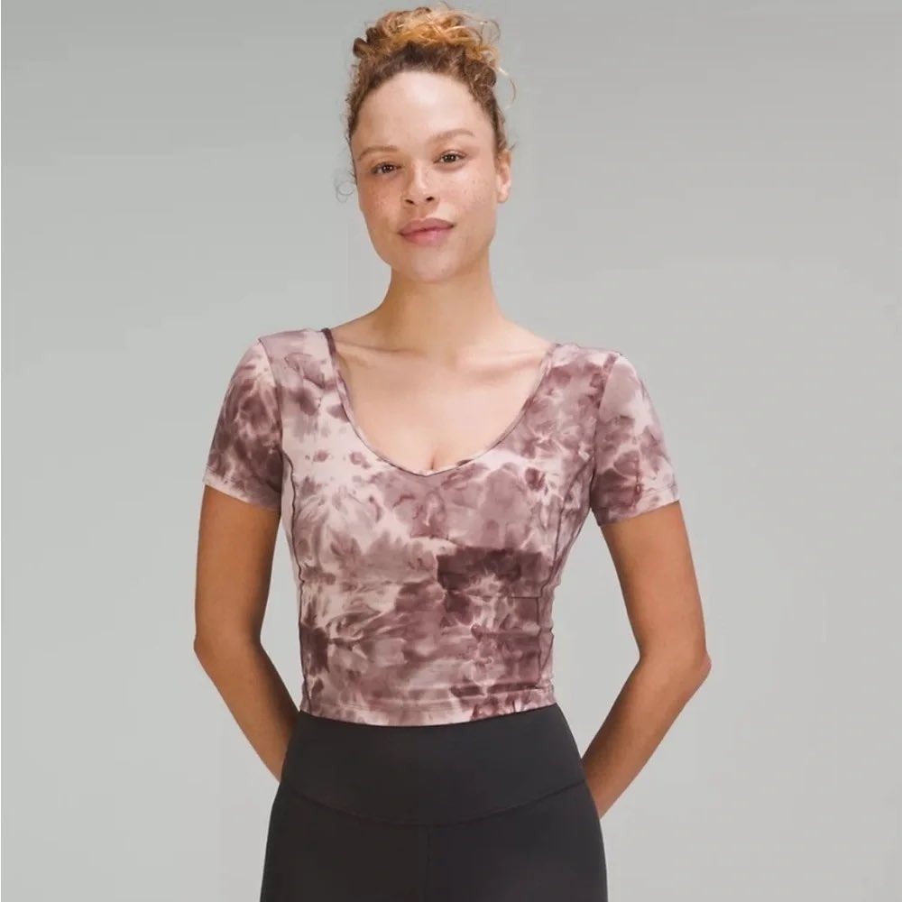 Lululemon Align Tee Diamond Dye Graphite Grey Pink Pastel Nulu Crop Top Size 2 - Picture 1 of 5